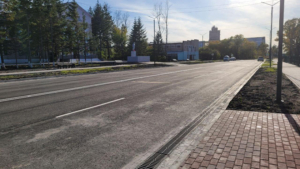 В Екатеринославке главную улицу одели в асфальт - gtrkamur.ru
