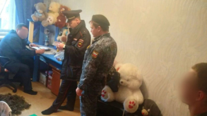 Наркотики обнаружили у должника из Бурейского района судебные приставы - gtrkamur.ru