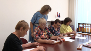 Почти 500 амурских предпенсионеров пожелали освоить новую профессию - gtrkamur.ru