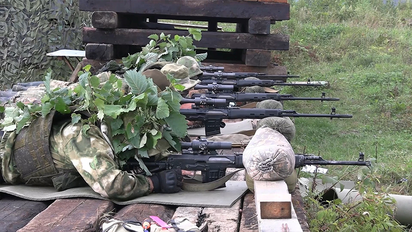 Амурские снайперы потренировались в ликвидации целей на предельных дистанциях - gtrkamur.ru