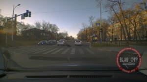 В Благовещенске двух подростков сбила легковушка на зебре - gtrkamur.ru