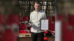 Благодарственное письмо от губернатора Приамурья получил наставник «Кванториума-28» - gtrkamur.ru