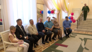 Заслуженных отцов чествовали в Приамурье - gtrkamur.ru