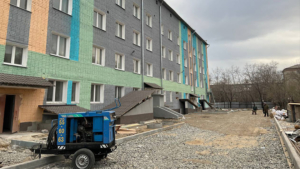 Амурскому Минстрою внесли предупреждение за нарушение сроков ремонта благовещенской поликлиники - gtrkamur.ru