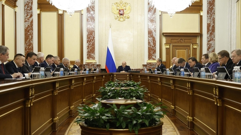 Задачи, поставленные на «Итогах года с Владимиром Путиным», обсудили в правительстве РФ - gtrkamur.ru