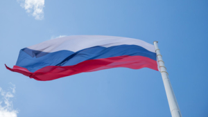 Флагшток на набережной Благовещенска приведут в порядок - gtrkamur.ru