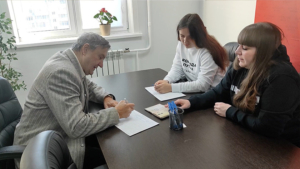 В Приамурье собирают подписи в поддержку Владимира Путина - gtrkamur.ru