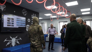 Курсанты ДВОКУ будут учиться в белогорской школе дронов - gtrkamur.ru