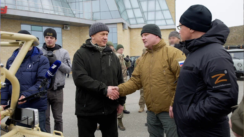 Юрий Трутнев поздравил отряд Российского Союза боевых искусств с годом со дня формирования - gtrkamur.ru