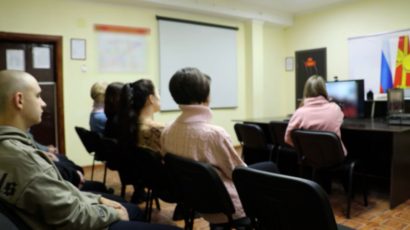 Родные поздравили участников СВО с наступающим Новым годом по видеосвязи - gtrkamur.ru