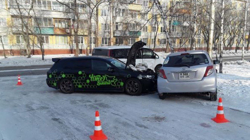 Пятеро человек, в том числе дети, получили травмы в аварии в благовещенском микрорайоне - gtrkamur.ru