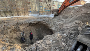 Из-за коммунальной аварии часть домов в Белогорске оставалась без воды - gtrkamur.ru