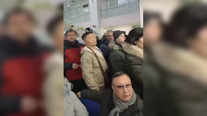 На благовещенской таможне выстроились длинные очереди из желающих уехать в Китай - gtrkamur.ru