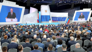 Президент РФ в Послании Федеральному Собранию затронул вопрос повышения зарплат педагогам - gtrkamur.ru