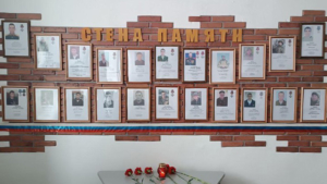 В белояровской школе будут хранить память о воинах, погибших на СВО - gtrkamur.ru
