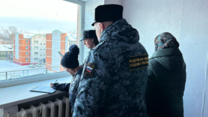 Чтобы попасть в собственную квартиру, амурчанке понадобилась помощь приставов - gtrkamur.ru
