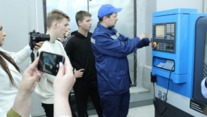 В уникальной мастерской будут обучаться студенты техникума в Райчихинске - gtrkamur.ru