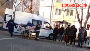 Двое пешеходов попали под колеса иномарок в Благовещенске - gtrkamur.ru
