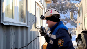 Из заваленной шахты на руднике в Зейском округе за ночь вывезли свыше 200 кубометров грунта  - gtrkamur.ru