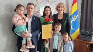 В феврале несколько семей в Приамурье получили сертификаты на жилье - gtrkamur.ru