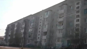 Ремонта протекающей крыши дома на станции Бам будут добиваться общественники - gtrkamur.ru
