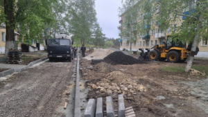 На ремонт детских площадок в военных городках областные власти направили более 20 миллионов - gtrkamur.ru