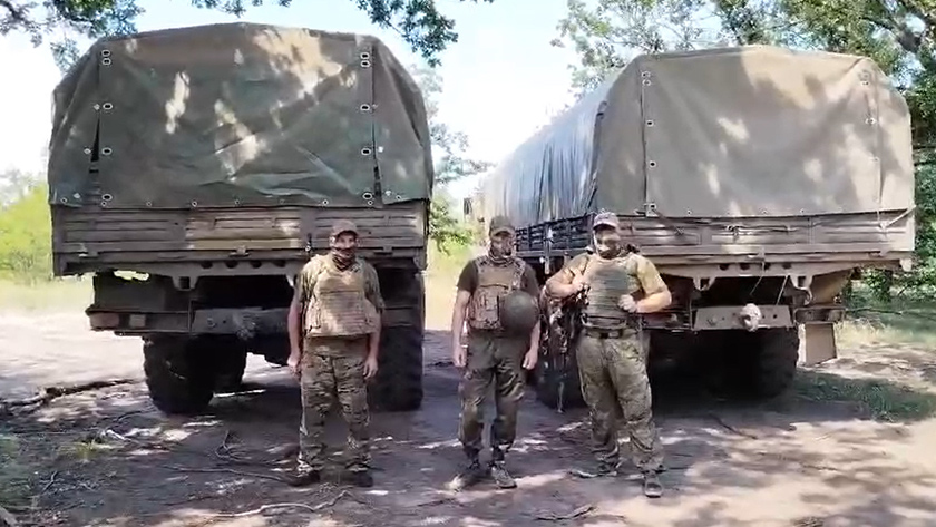 Тенты для авто и запчасти от неравнодушных магдагачинцев помогают защитникам выполнять боевые задачи - gtrkamur.ru