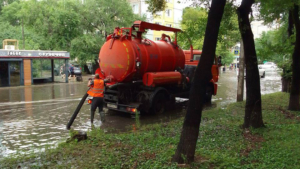ГСТК ночью продолжит приводить Благовещенск в порядок после ливня - gtrkamur.ru