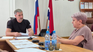 Жители Магдагачинского округа поделились проблемами с губернатором Василием Орловым - gtrkamur.ru