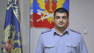 Амурский сотрудник УФСИН помог человеку с приступом на улице - gtrkamur.ru