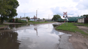160 кубометров воды вывезли за ночь с благовещенских улиц - gtrkamur.ru