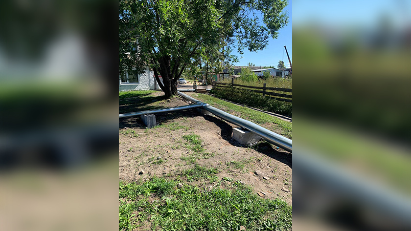 Тонкой струйкой: собственники квартир в Октябрьском районе пожаловались на напор в кранах - gtrkamur.ru