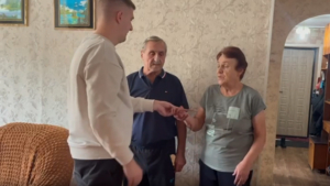 Сто тысяч рублей, похищенные мошенниками, вернули пенсионерам из Свободного - gtrkamur.ru