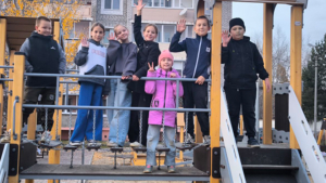 Новую спортивно-игровую площадку открыли в Зее - gtrkamur.ru