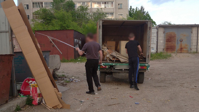 Благовещенец заплатит 40 тысяч рублей за выброс мусора в запрещенном месте - gtrkamur.ru