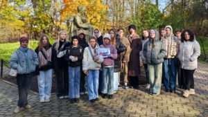 Амурские школьники стали участниками экскурсии, посвященной 225-летию со дня рождения Пушкина - gtrkamur.ru