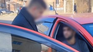 Четверых нелегалов, работавших в Благовещенске таксистами, выдворят из страны - gtrkamur.ru