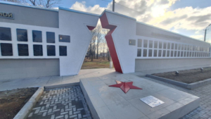 Памятники воинам привели в порядок в Архаринском округе - gtrkamur.ru