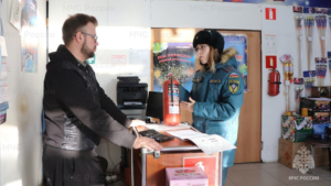 Точки продажи пиротехники в Благовещенске проверяют сотрудники МЧС - gtrkamur.ru