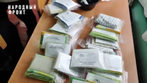 Жители Благовещенского округа создают для бойцов спецоперации сухие души и окопные свечи - gtrkamur.ru