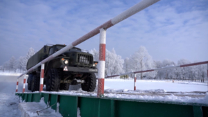 Амурские военные учатся управлять грузовыми машинами - gtrkamur.ru