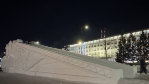 Благовещенцам напомнили о правилах поведения на зимних горках - gtrkamur.ru