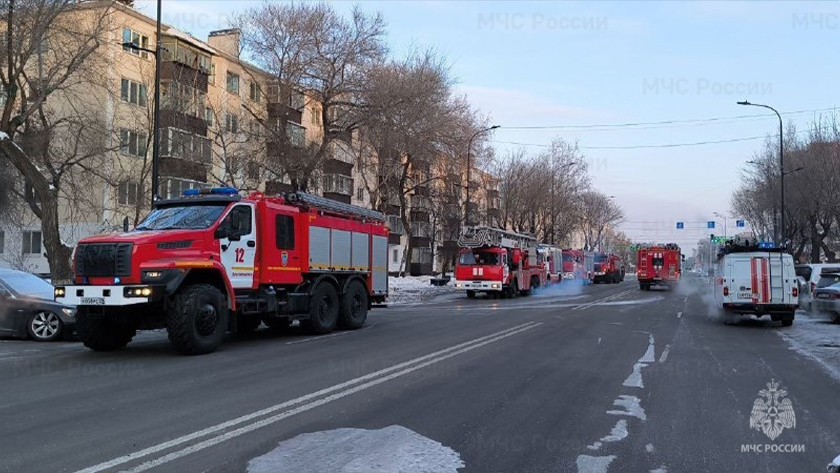 Первый день нового года пожарные Приамурья провели за работой: горели гараж и квартира - gtrkamur.ru