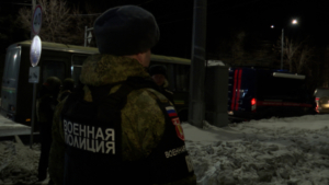 Новоиспеченным гражданам России напомнили о постановке на воинский учет - gtrkamur.ru