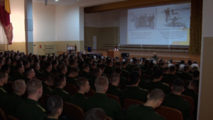 Военно-патриотическую конференцию в ДВОКУ посвятили юбилею вуза - gtrkamur.ru