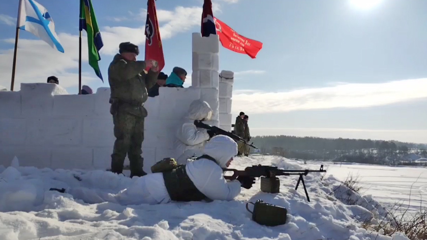 Штурмовать крепость научились амурские юнармейцы на сборах в Свободненском районе - gtrkamur.ru