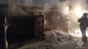 С начала зимы в Приамурье произошло 28 пожаров в гаражах - gtrkamur.ru