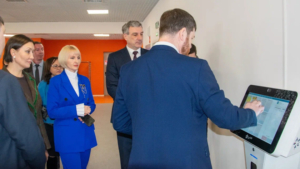 Глава Агентства стратегических инициатив познакомилась с практикой создания школьных кафе в Приамурье - gtrkamur.ru