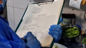 Кафе китайской кухни закрыли в центре Благовещенска из-за антисанитарии - gtrkamur.ru