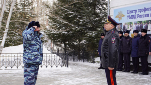 В Благовещенске торжественно встретили правоохранителей, вернувшихся из командировки с Северного Кавказа - gtrkamur.ru